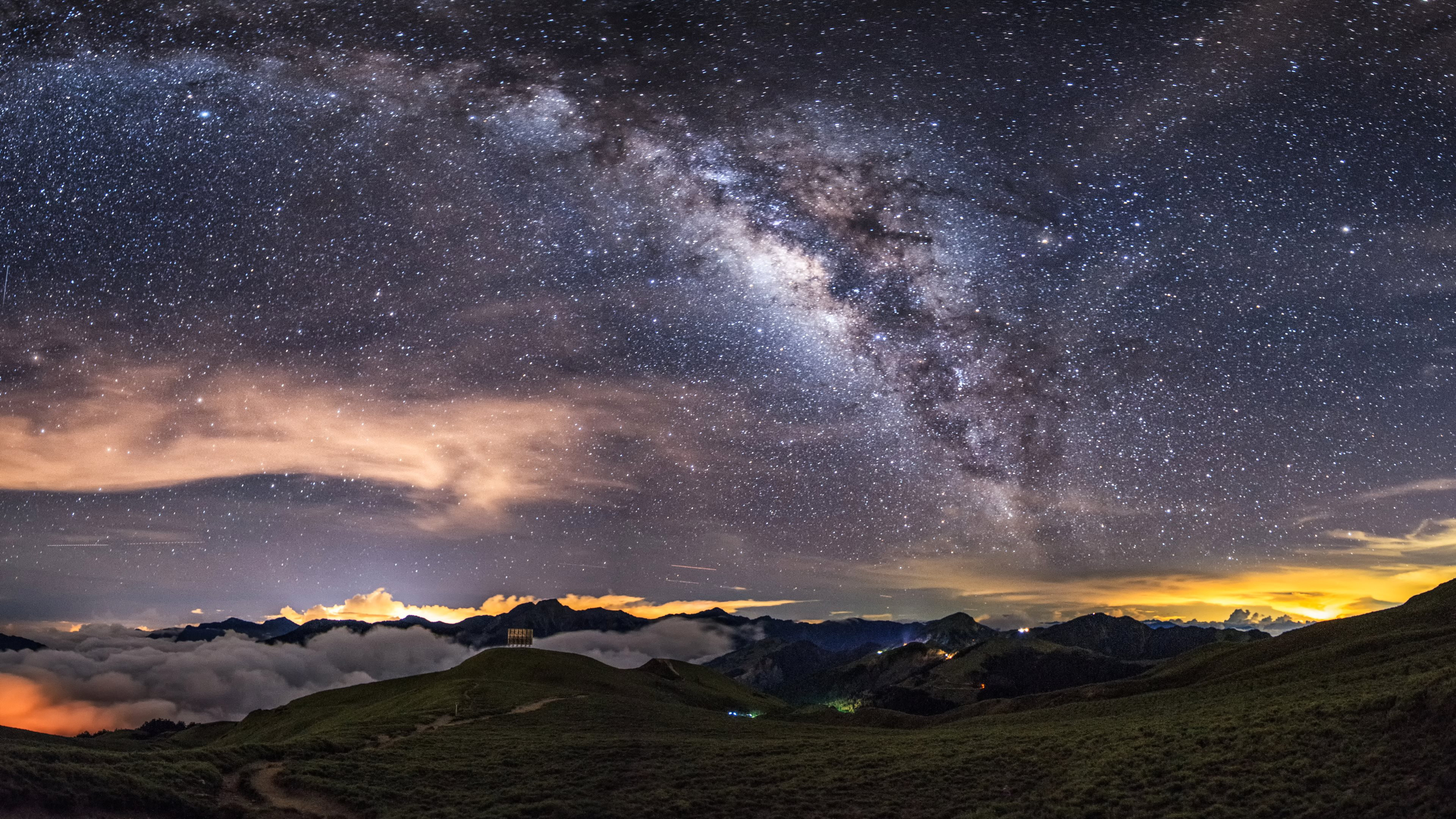 Milky Way 4K Ultra HD Wallpaper [3840x2160]