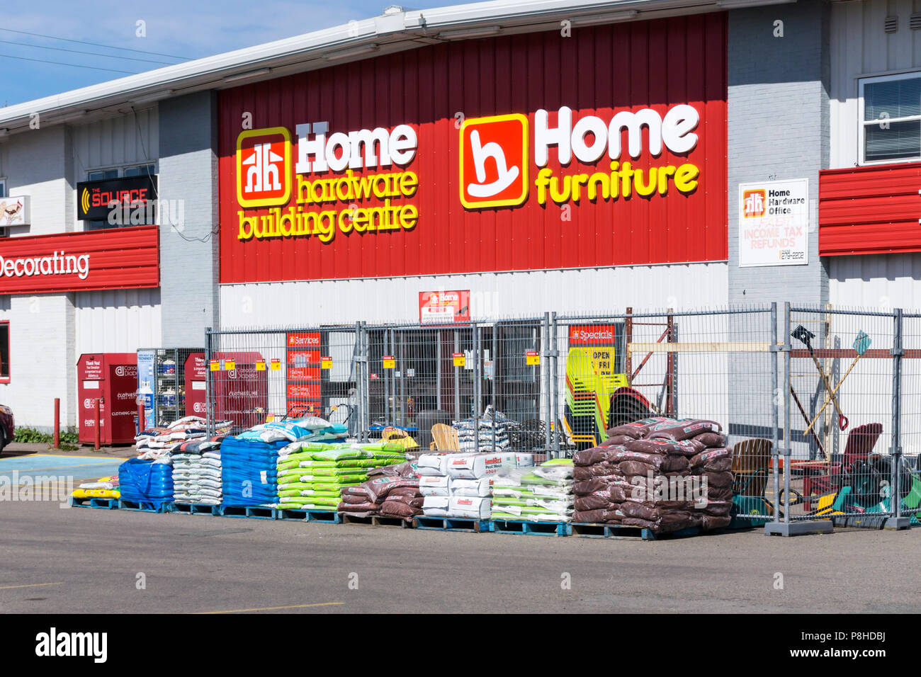Branch home hi-res stock photography and images - Alamy